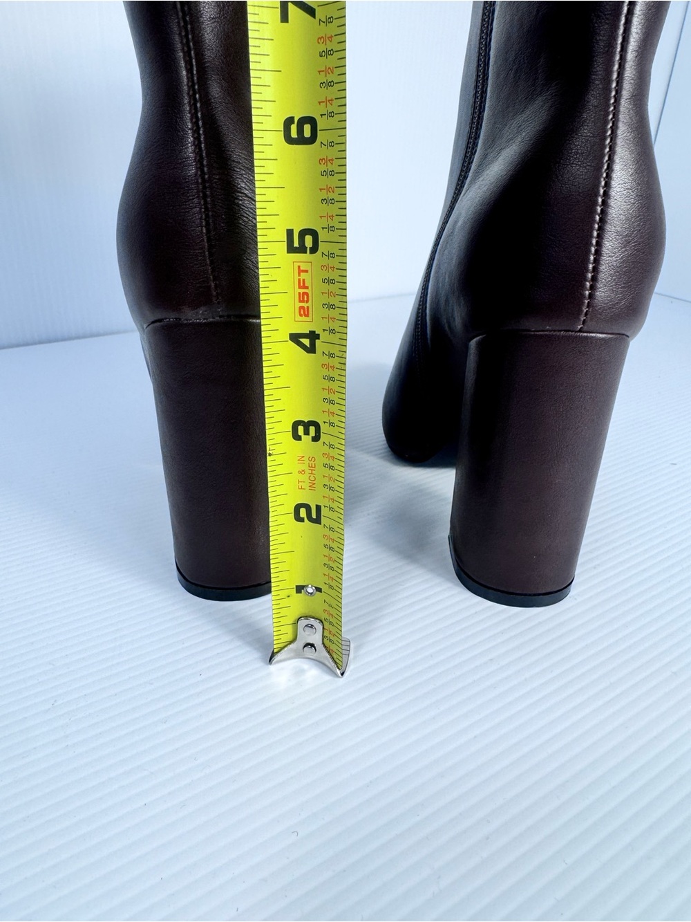 Azalea Wang Jessabell Chocolate Block Heel Ankle Boots NIB Size 6 - Picture 5 of 6